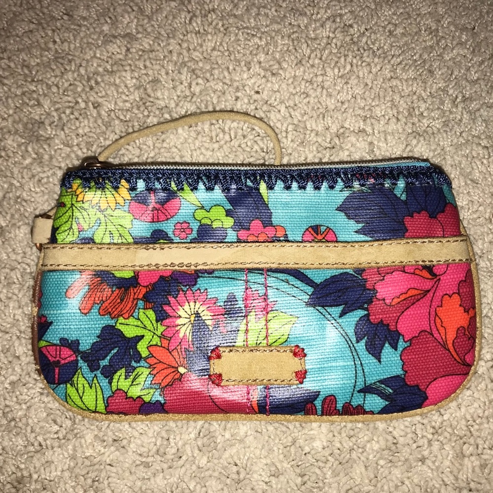 Sak Roots Peace Wristlet